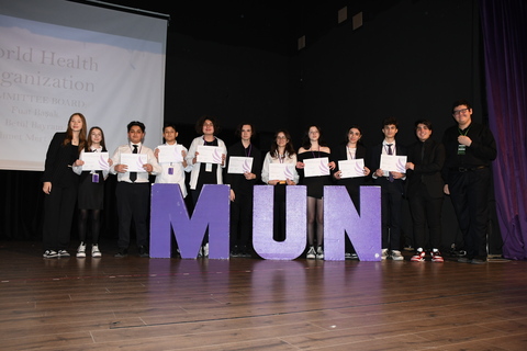 Junior MUN Delegeleri Küresel Sorunlara Çözüm Arayışında