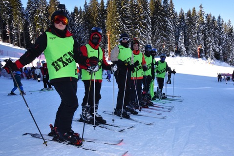 Pamporovo’da Şahinkaya İzleri: Spor ve Eğlence Dolu Sömestr!