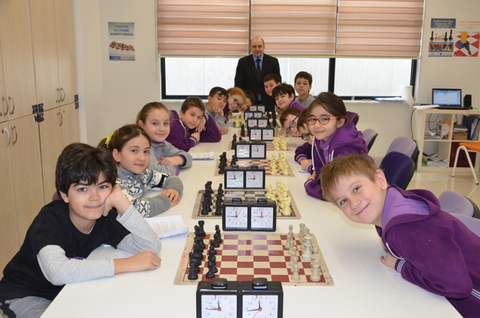 Okul Şampiyonluğu Satranç Turnuvası Heyecanı