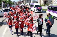 Atatürk Çocuklarına Yakışır Kortej 