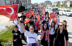 Atatürk Çocuklarına Yakışır Kortej 