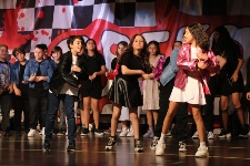 Grease ile Broadway Rüzgarı