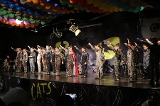 Efsane Müzikal ‘Cats’ ile Büyülediler   