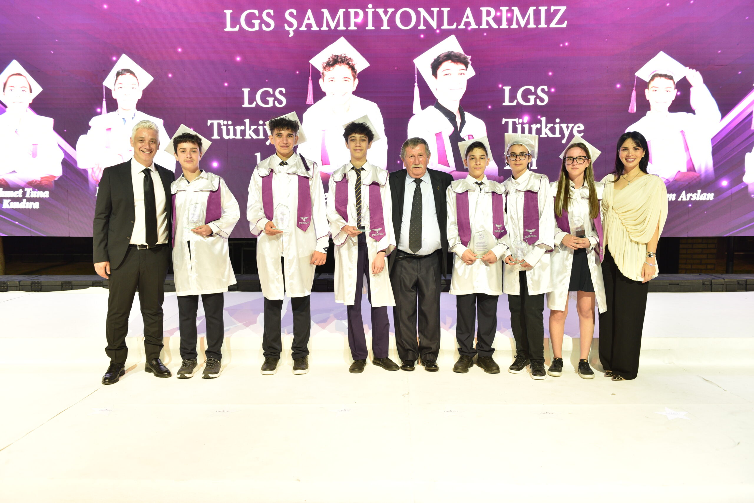 Şahinkaya’dan LGS’de Çifte Gurur